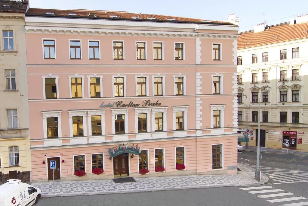 Hotel Carlton, Praga Žižkov