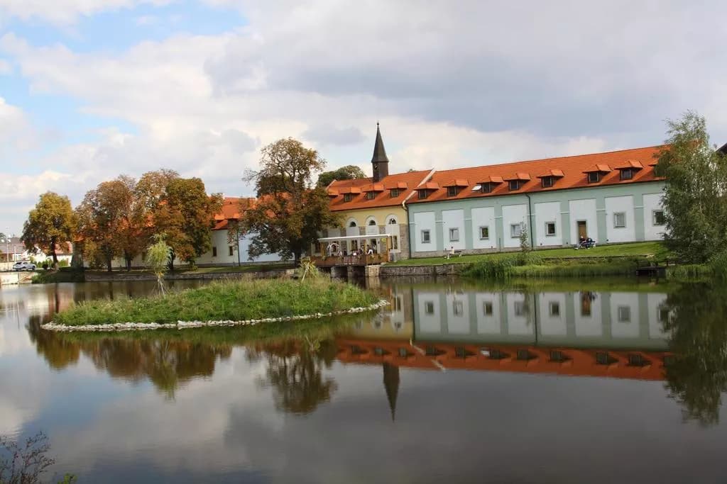 Hotel Čertousy, Prag Horní Počernice