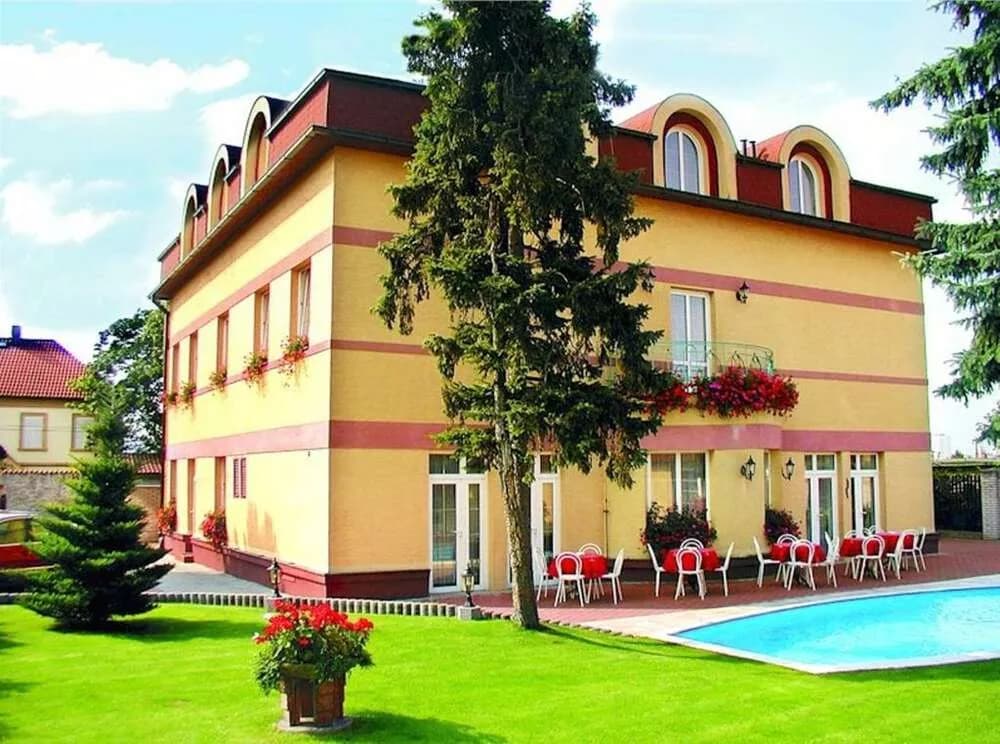 Hotel Elizza, Praga Záběhlice