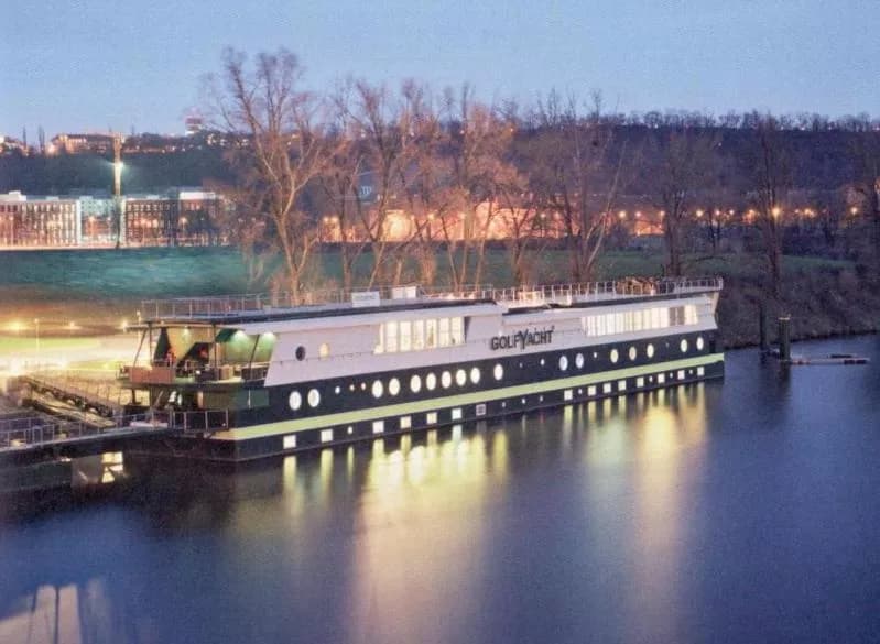 greenYacht Hotel, Praga Rohanský ostrov