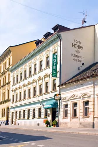 Hodinový Hotel Henry, Praga Holešovice