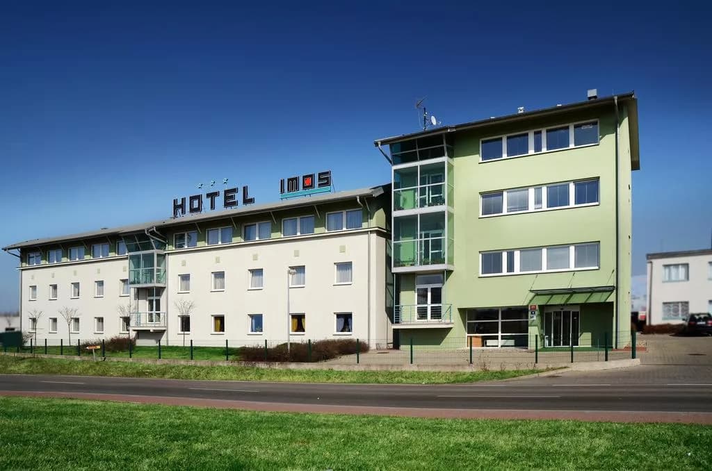 HOTEL IMOS PRAHA, Praha Třeboradice