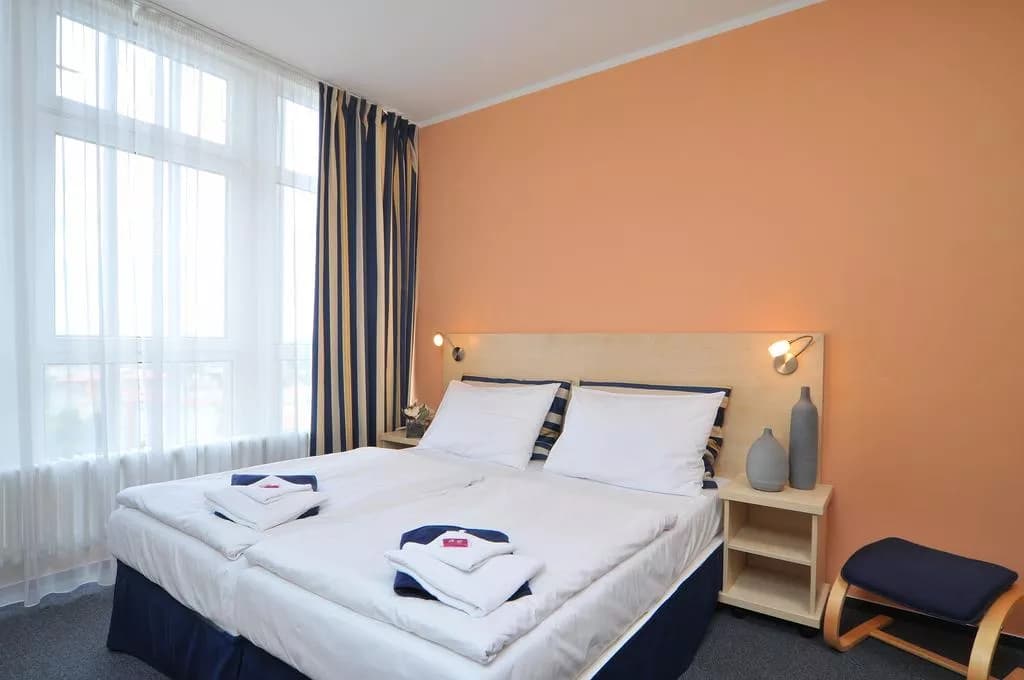Hotel Juno, Prag Strašnice