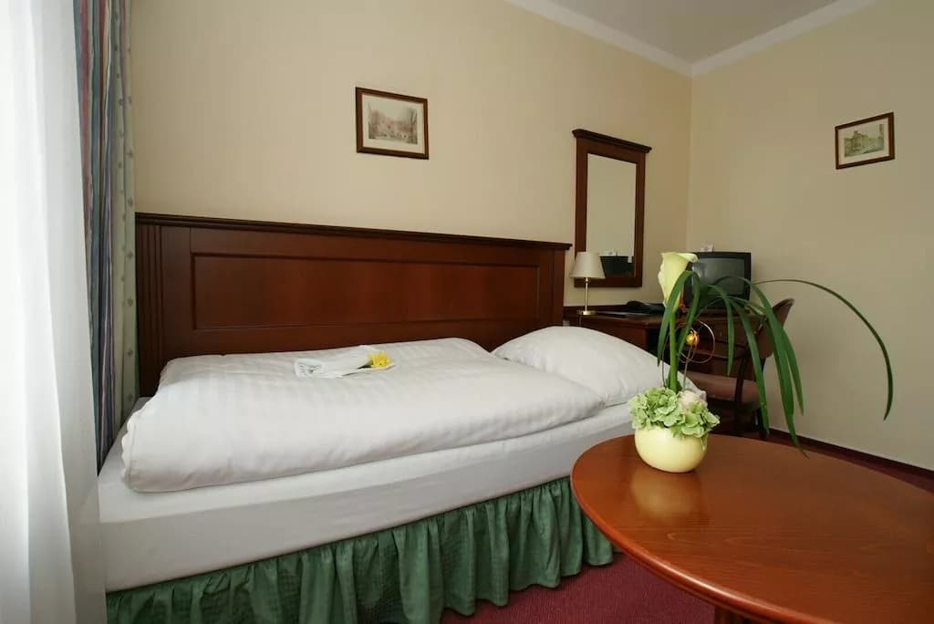 HOTEL LUNÍK, Prag Vinohrady