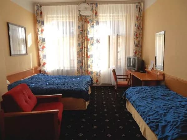 Hotel Máchova, Praga Vinohrady