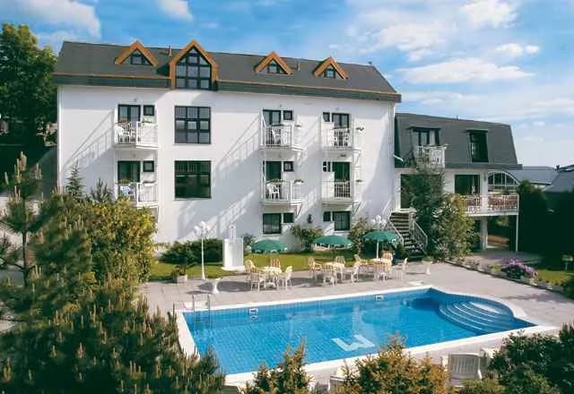 Hotel MONICA, Prag Braník
