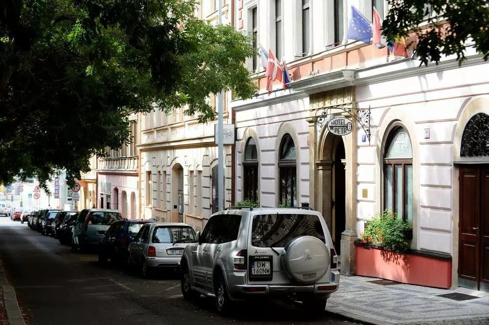 Hotel Petr, Praga Smíchov