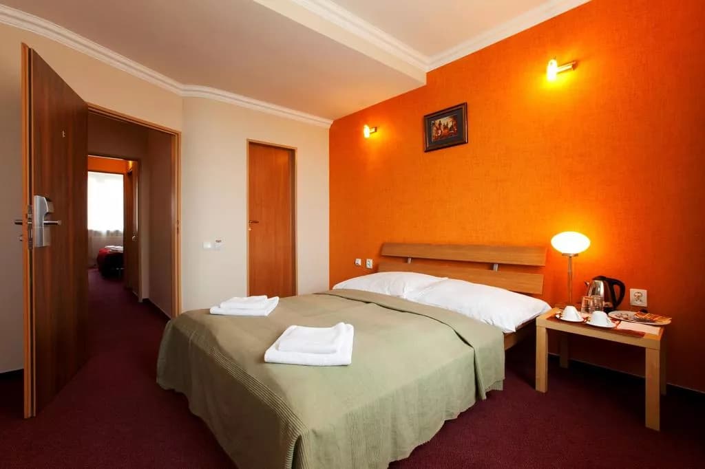 Hotel Relax Inn ****, Prag Vysočany